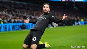 扎金花反套路：对手突然改变加注节奏，意味着什么？（扎金花破招：对手加注节奏突变在暗示什么？）