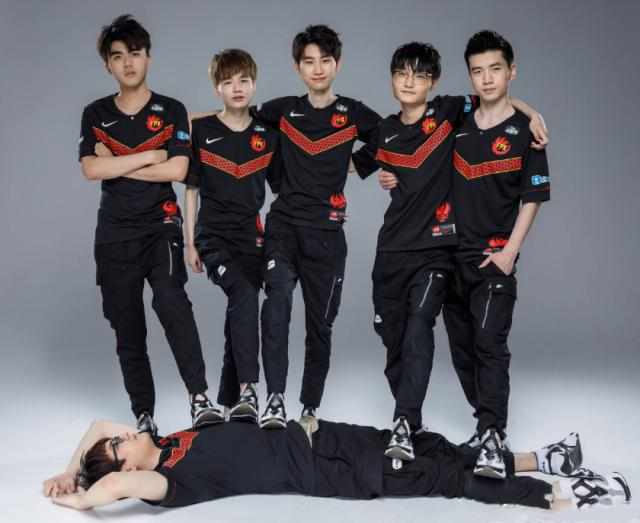 借强悍的身 借强悍的身