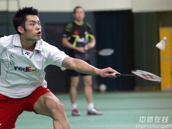 亨德森为何 亨德森为何