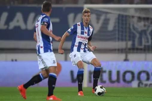 告别的队长 告别的队长